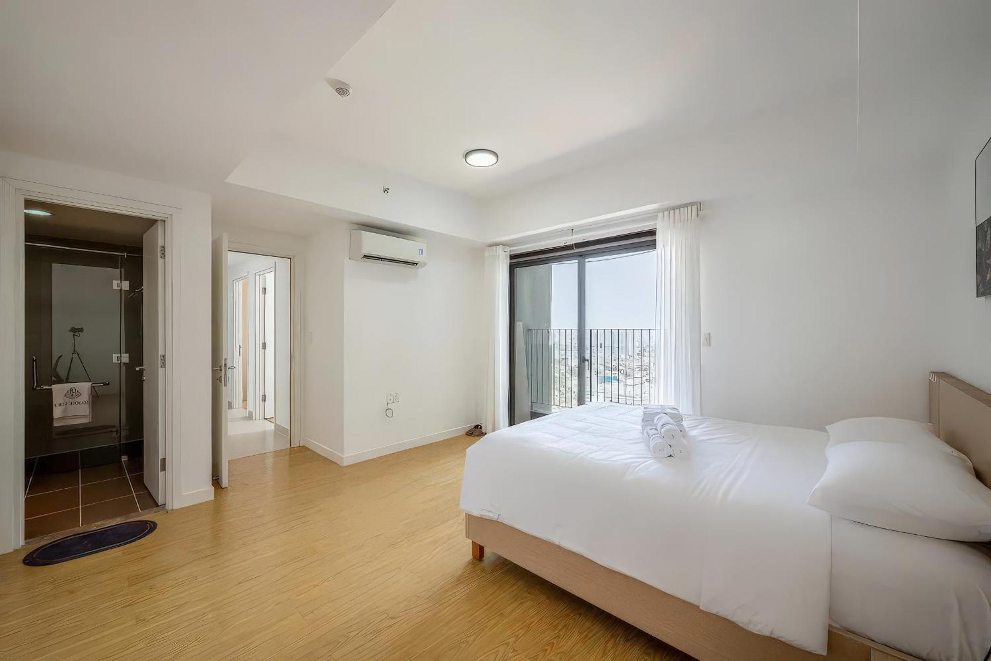 Gem Emerald - Celadon Tan Phu Apartment Ho Chi Minh City